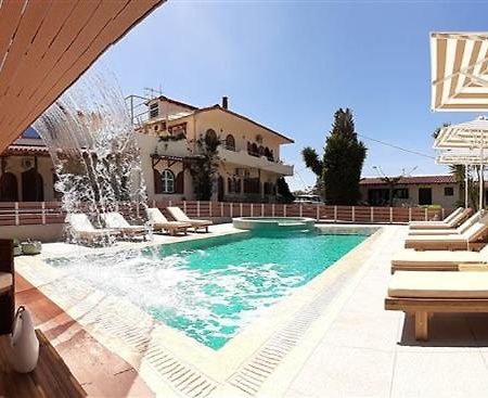 Athina Apartments Stoúpa Exterior foto