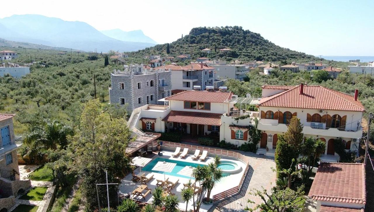Athina Apartments Stoúpa Exterior foto