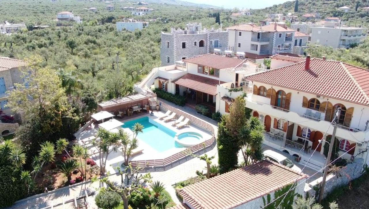 Athina Apartments Stoúpa Exterior foto
